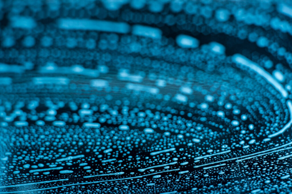 The digital shift and blue ocean strategies